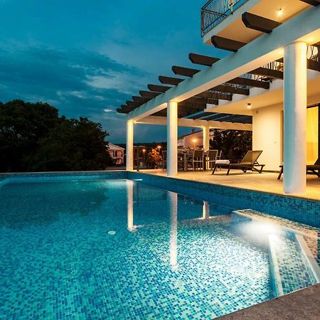 Luxury Villa Rivabel Малинска Екстериор снимка