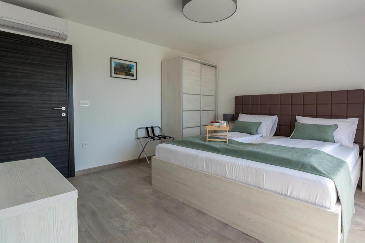 Luxury Villa Rivabel Малинска Екстериор снимка