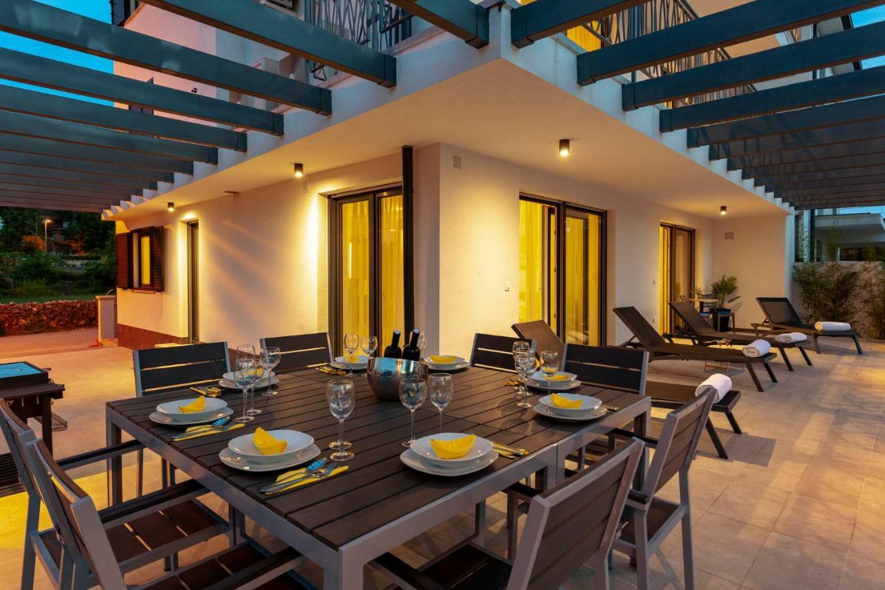 Luxury Villa Rivabel Малинска Екстериор снимка